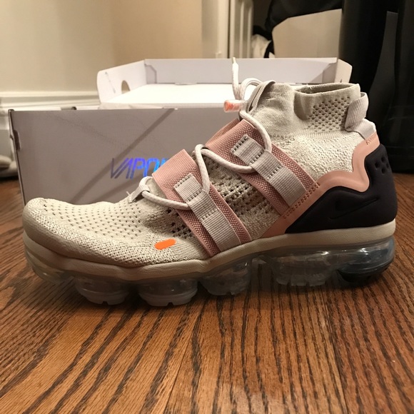 Nike Air Vapormax Fox Utility Sneakers Size